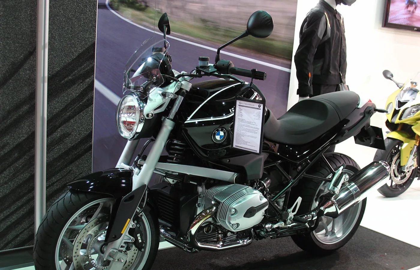 BMW R 1200 S, vue extérieure du modèle ou d'une variante proche