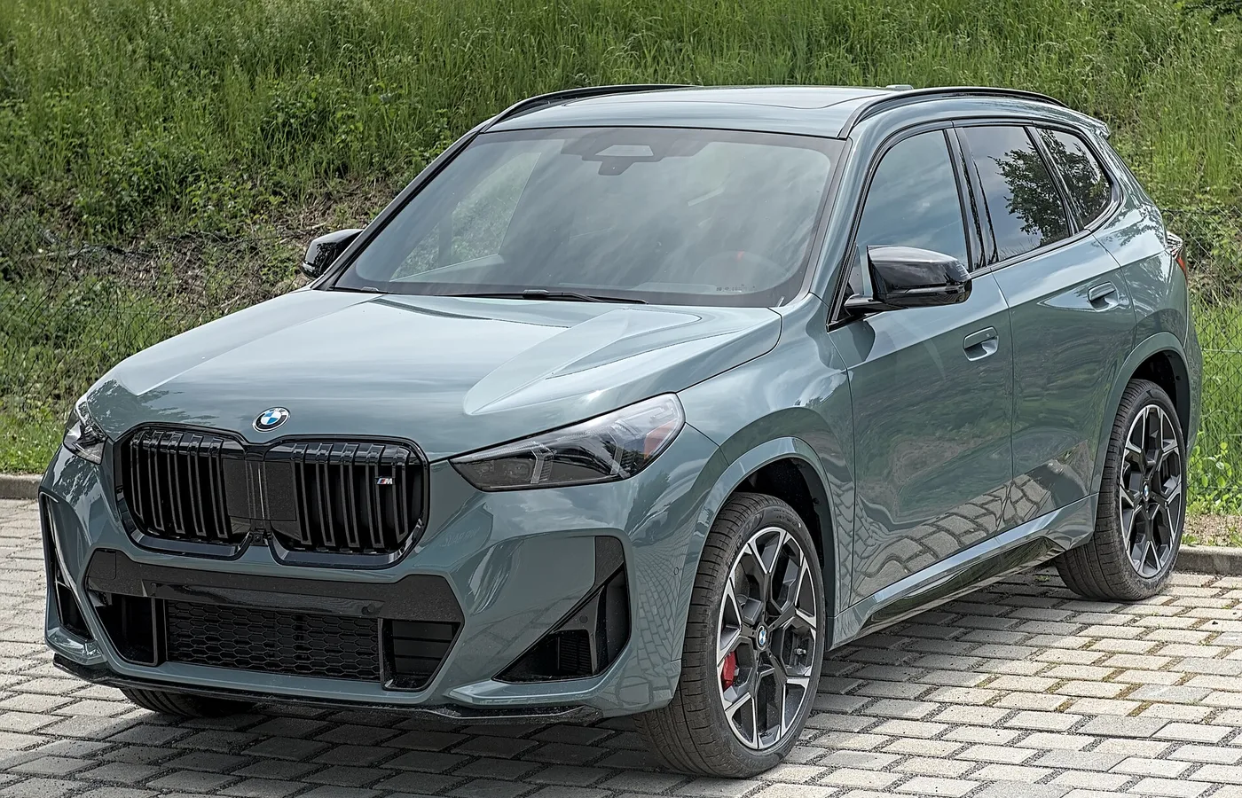 BMW X1, vue extérieure du modèle