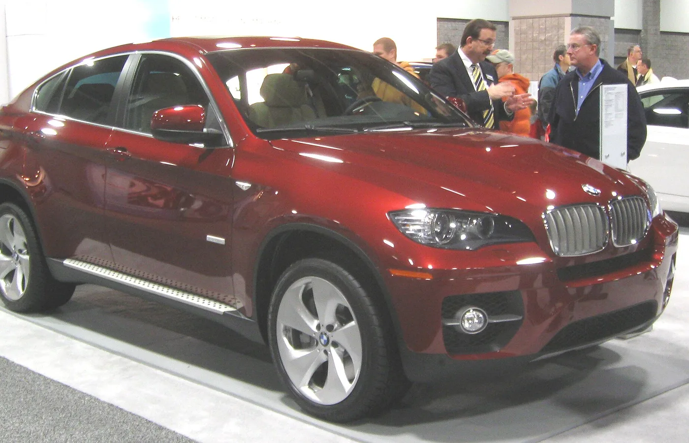 BMW X6, vue extérieure du modèle