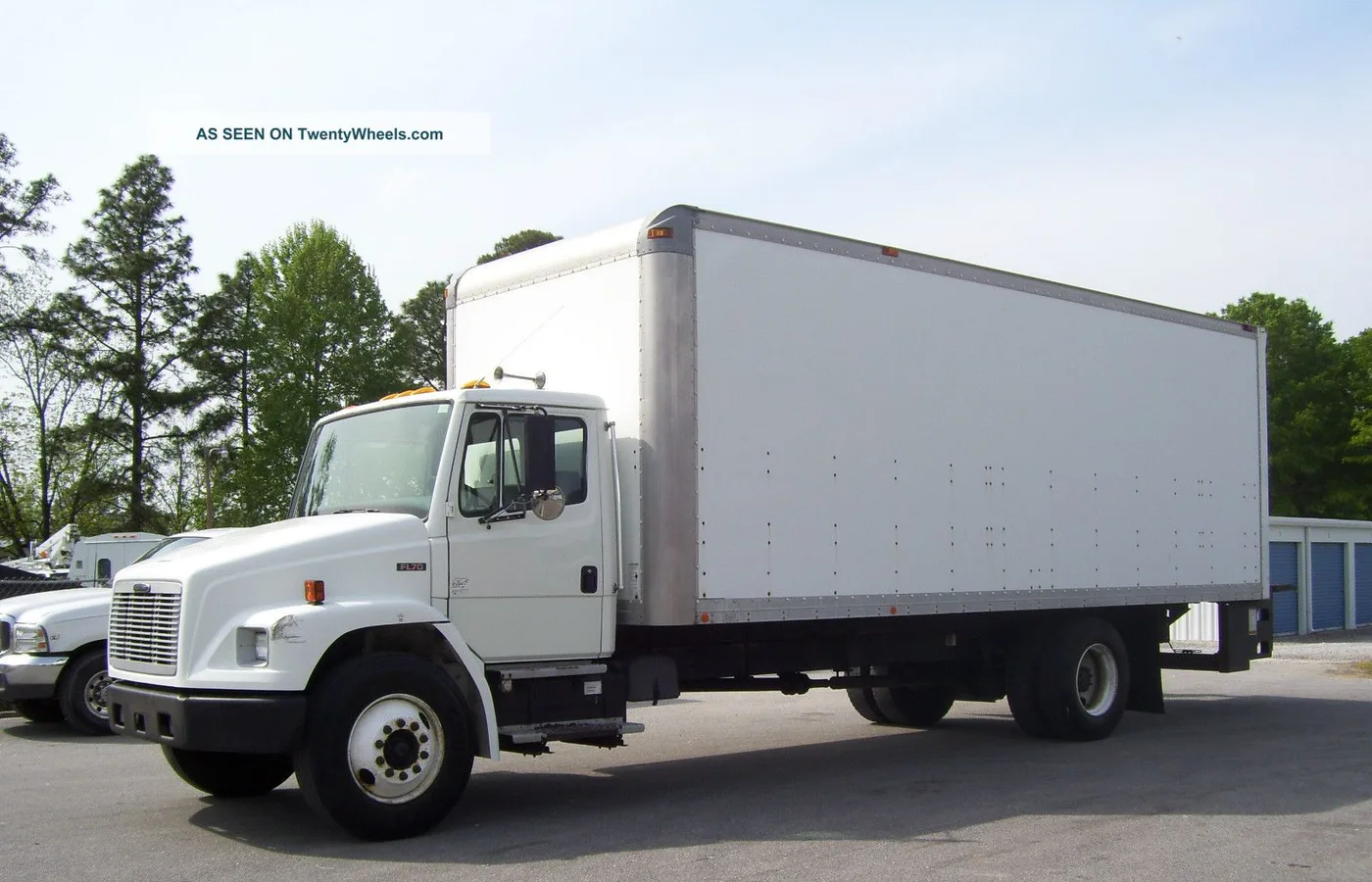 Freightliner FL112, vue extérieure du modèle ou d'une variante proche