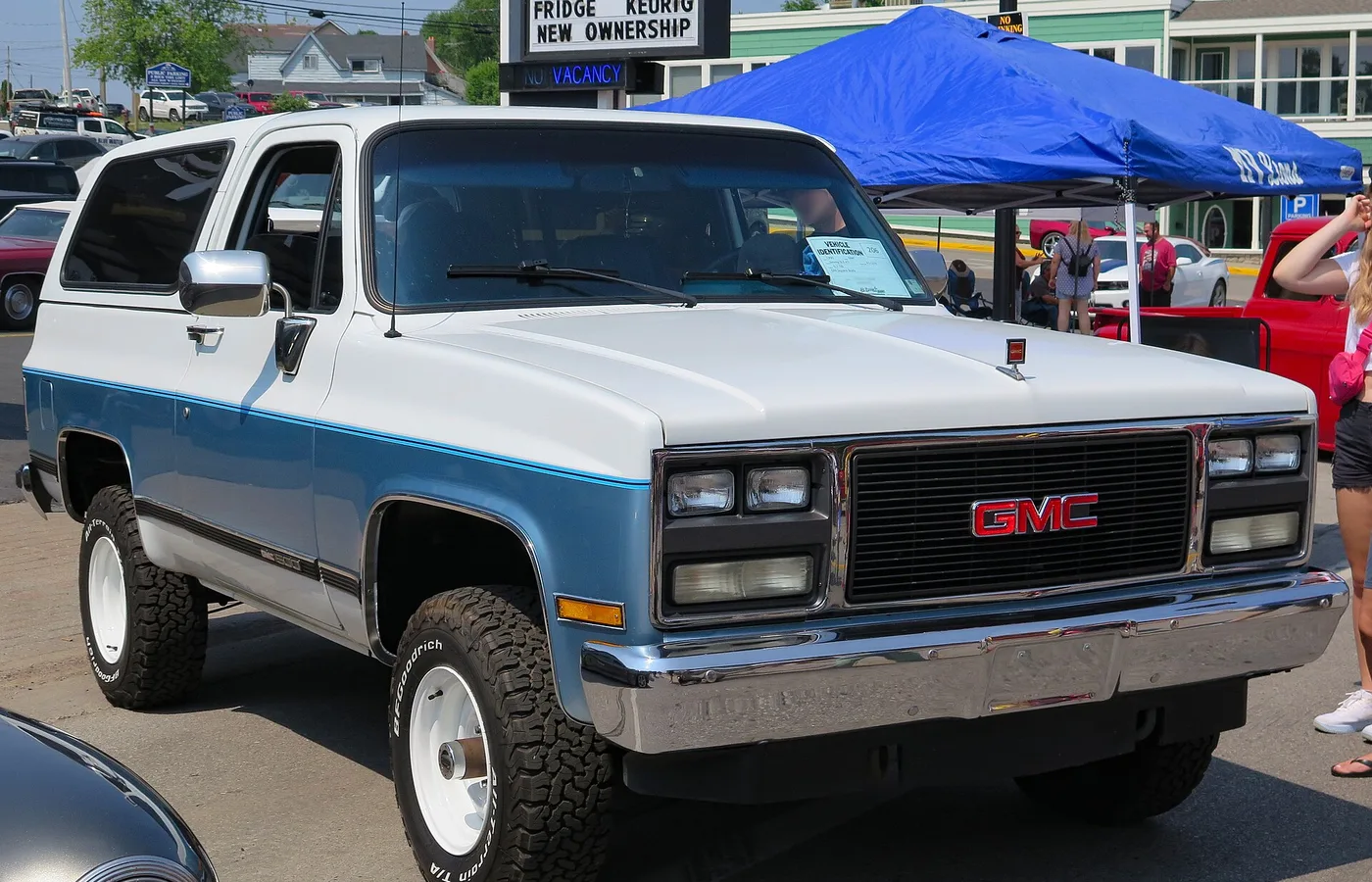 GMC Geo Tracker, vue extérieure du modèle ou d'une variante proche
