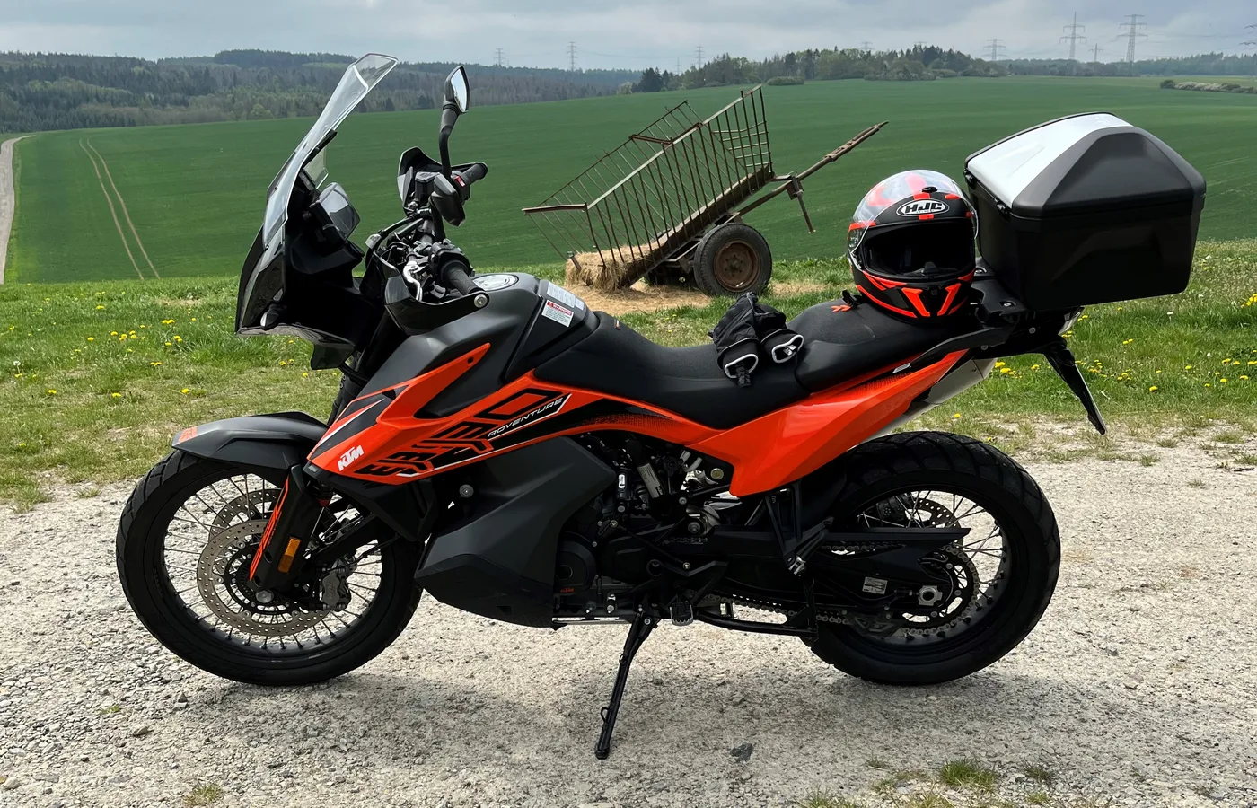 KTM Adventure 890, vue extérieure du modèle