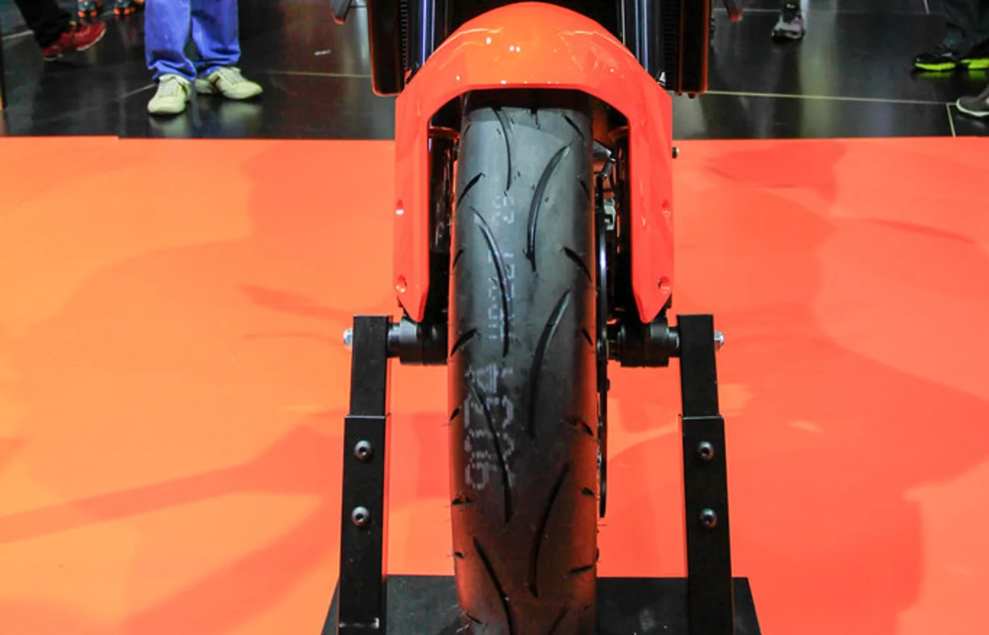 KTM Duke 1290, vue extérieure du modèle