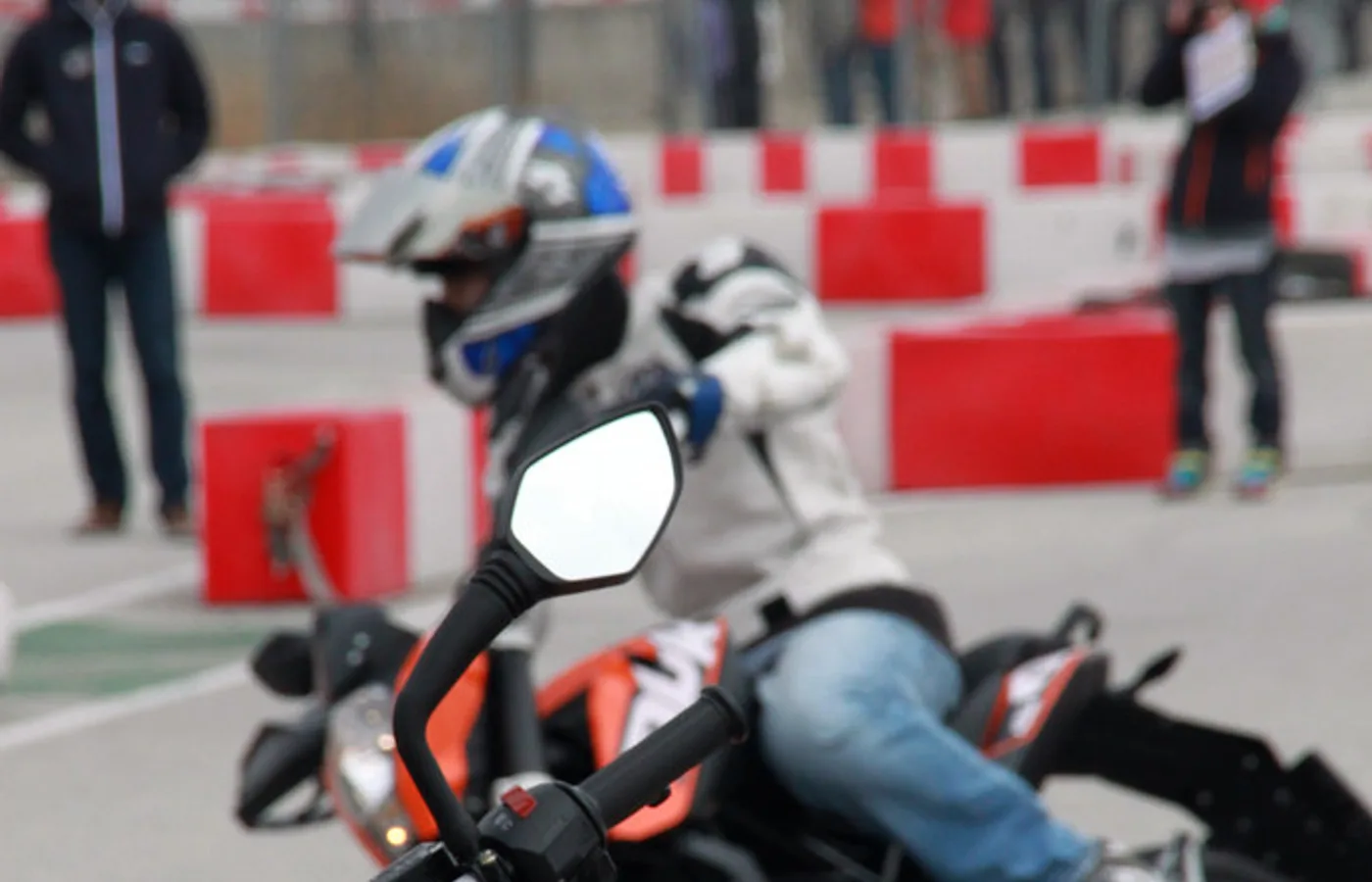 KTM Duke, vue extérieure du modèle