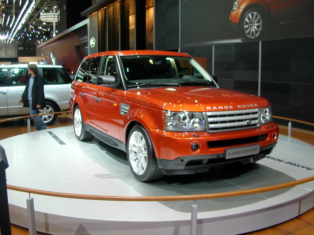 Land Rover RANGE ROVER SPORT (7 SEAT), vue extérieure du modèle ou d'une variante proche