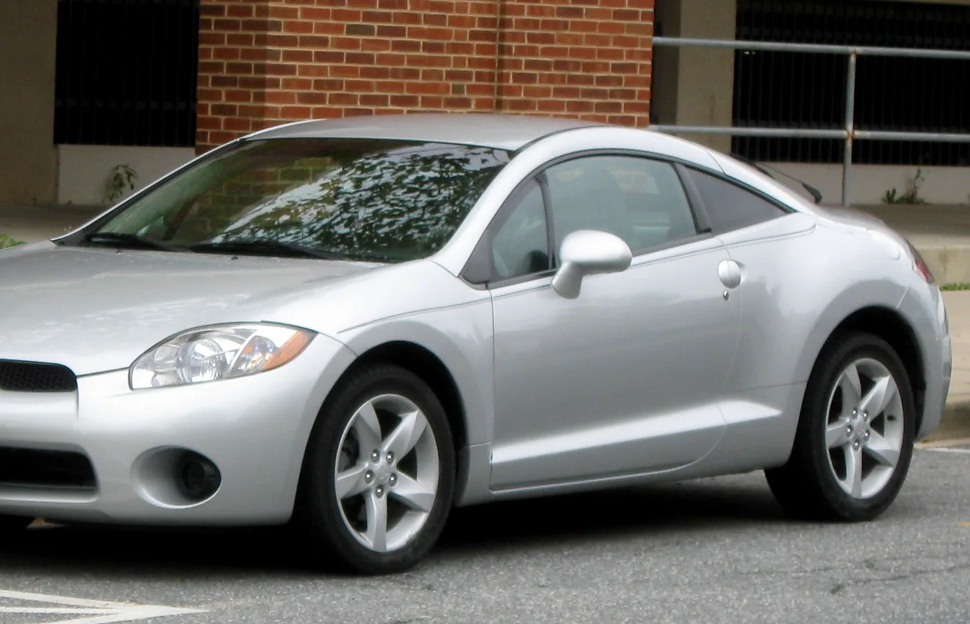 Mitsubishi Eclipse, vue extérieure du modèle