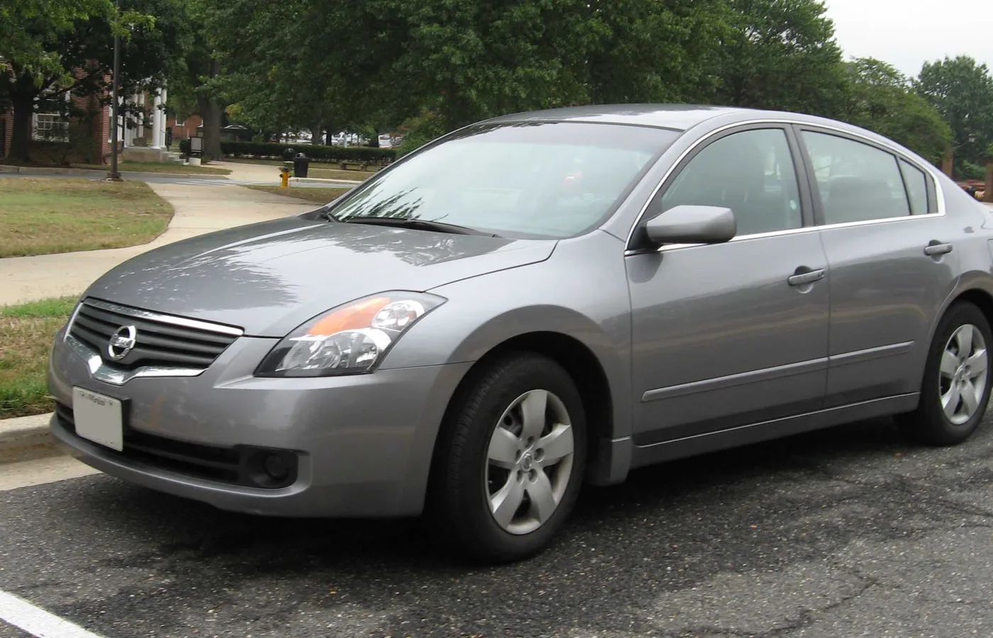 Nissan Altima, vue extérieure du modèle
