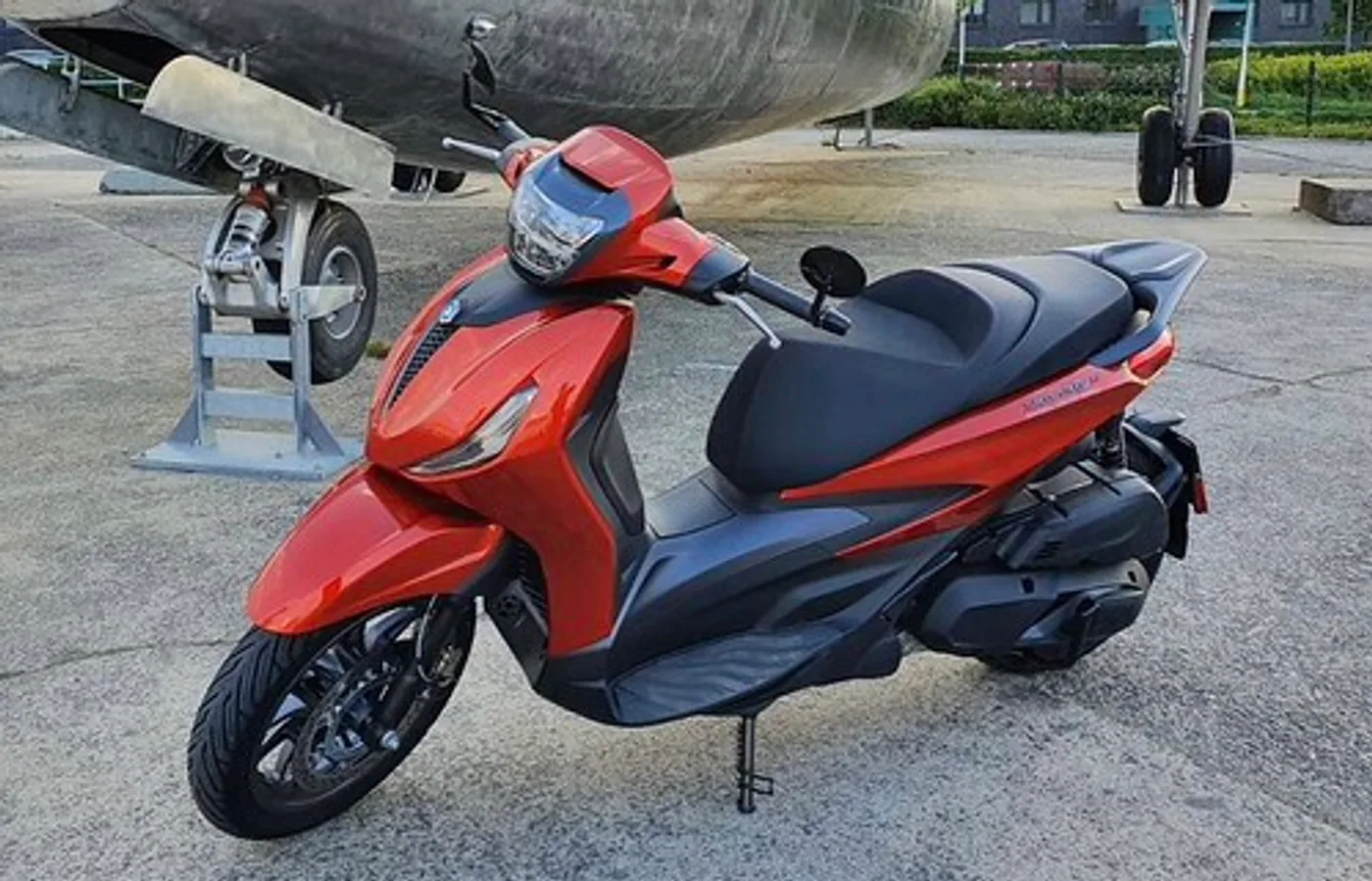 Piaggio Beverly, vue extérieure du modèle