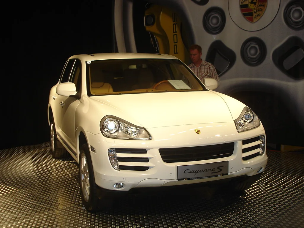 Porsche CAYENNE S, vue extérieure du modèle