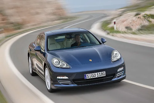 Porsche PANAMERA 4S E-HYBRID, vue extérieure du modèle ou d'une variante proche