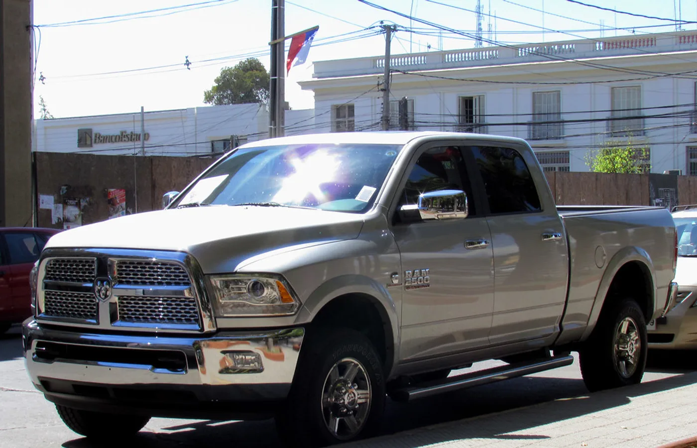 RAM RAM 2500 CREW CAB, vue extérieure du modèle