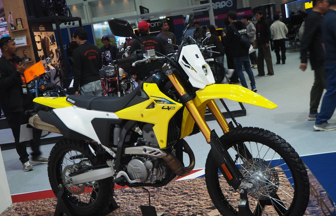 Suzuki DR-Z400, vue extérieure du modèle ou d'une variante proche