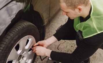 Pneus dégonflés: Causes, symptômes et solutions