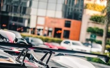 Voitures de luxe : Les modèles les plus chers et exclusifs